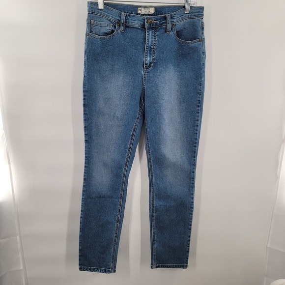 Free People Hi-Rise Medium Wash Stretch Ankle Jeans Size 30 - Picture 5 of 5